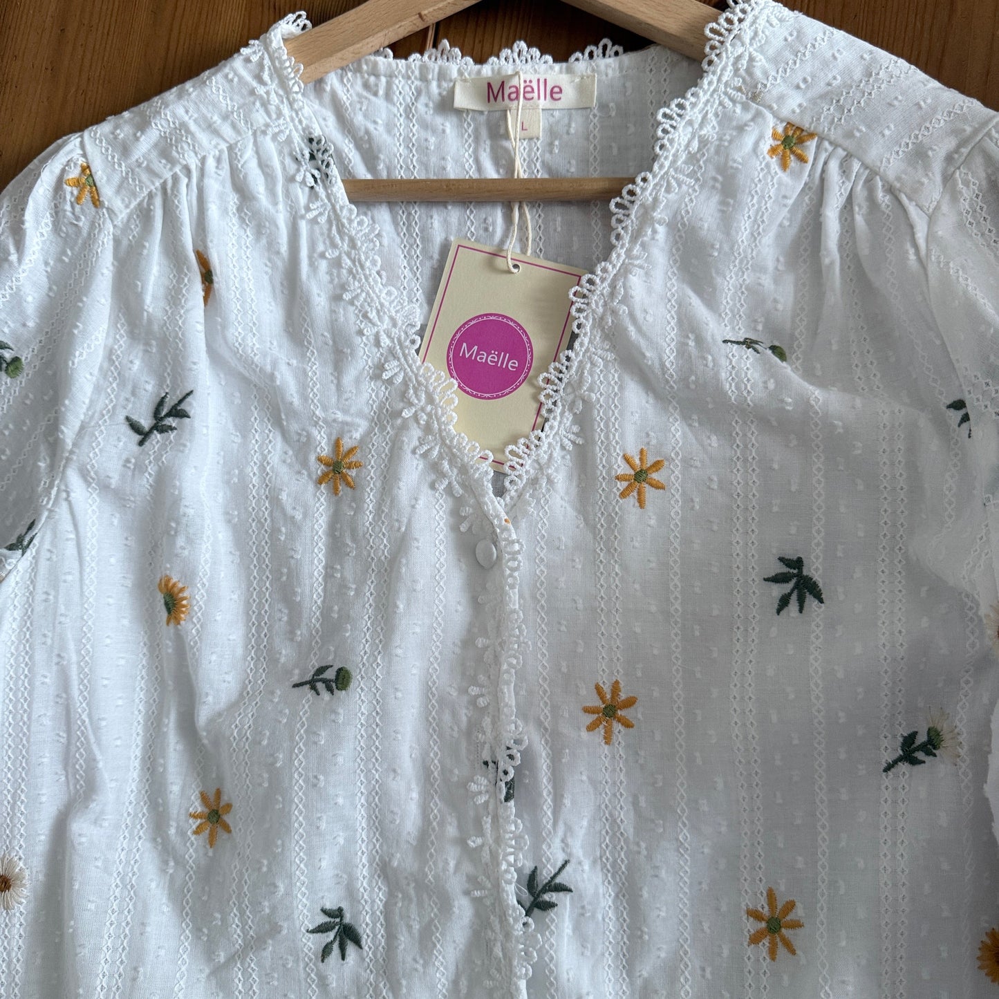 Blouse blanche broderie fleurs - Maëlle
