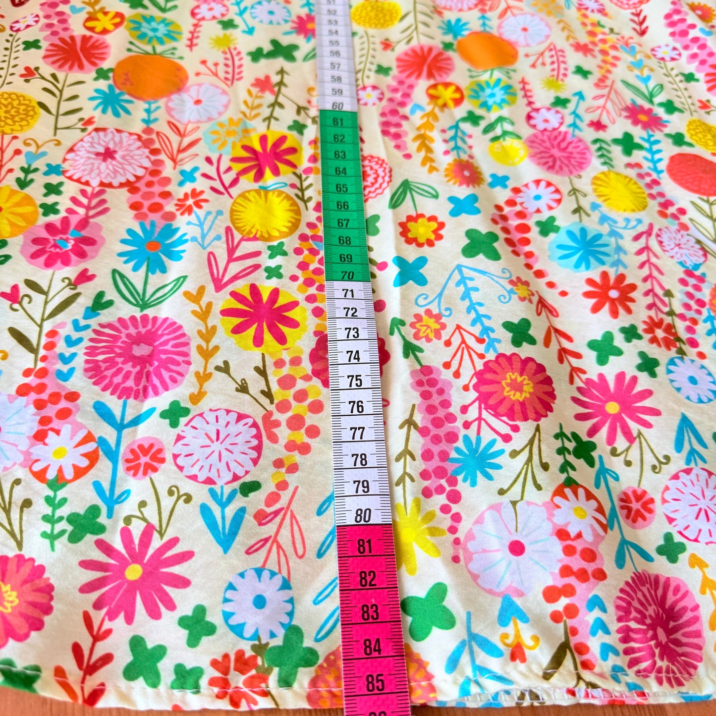 Halblanges Blumenkleid - April vintage
