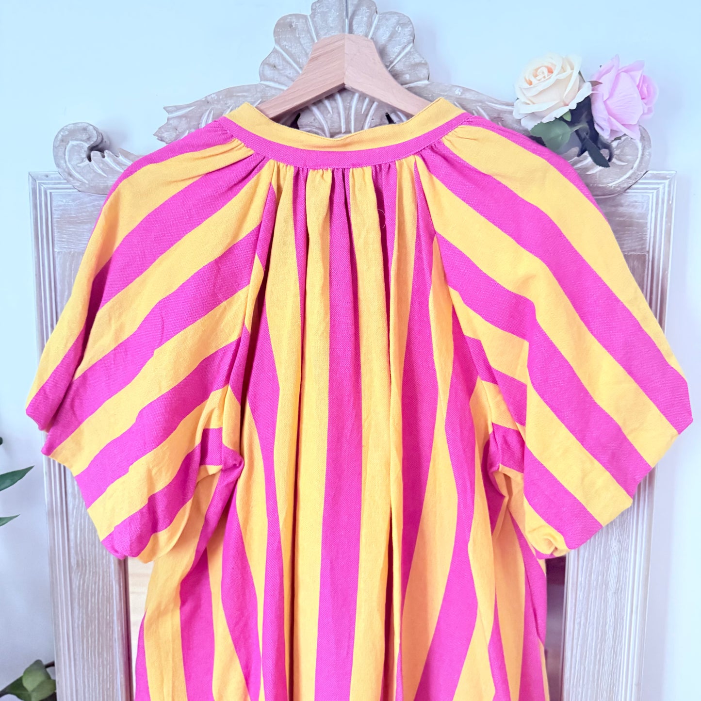 Robe jaune et rose rayée mi-longue LOUNAE