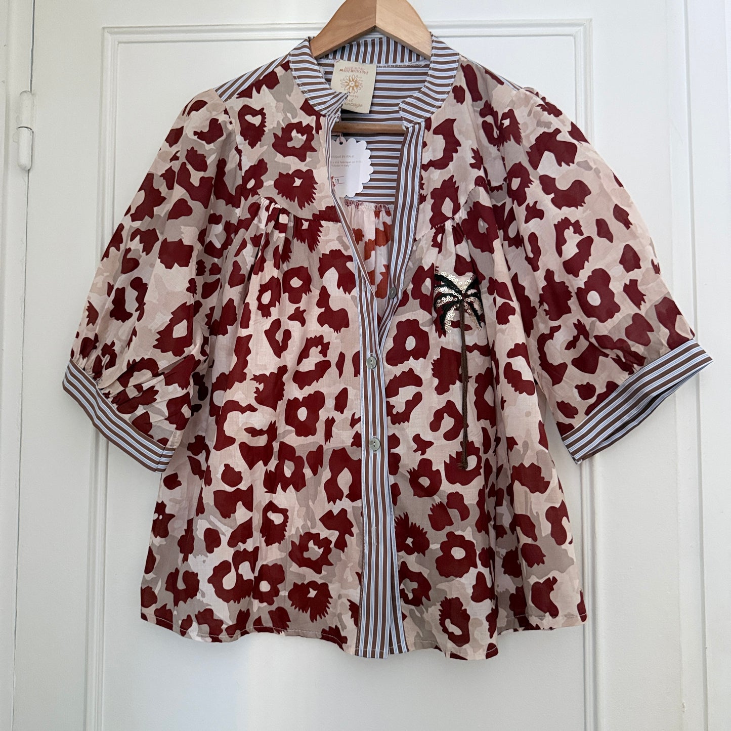 Blouse manches ballon beige et bordeaux en coton LOUNAE
