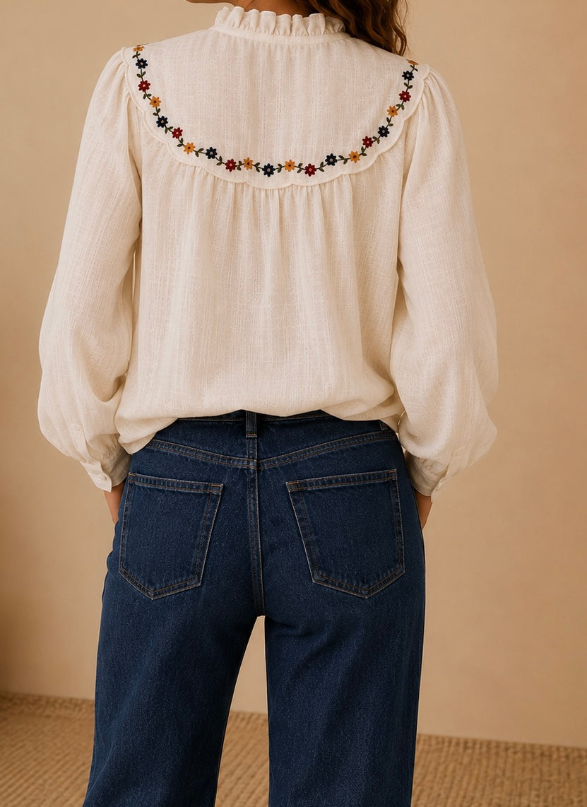 Chemise beige col à volant fleurie - It hippie