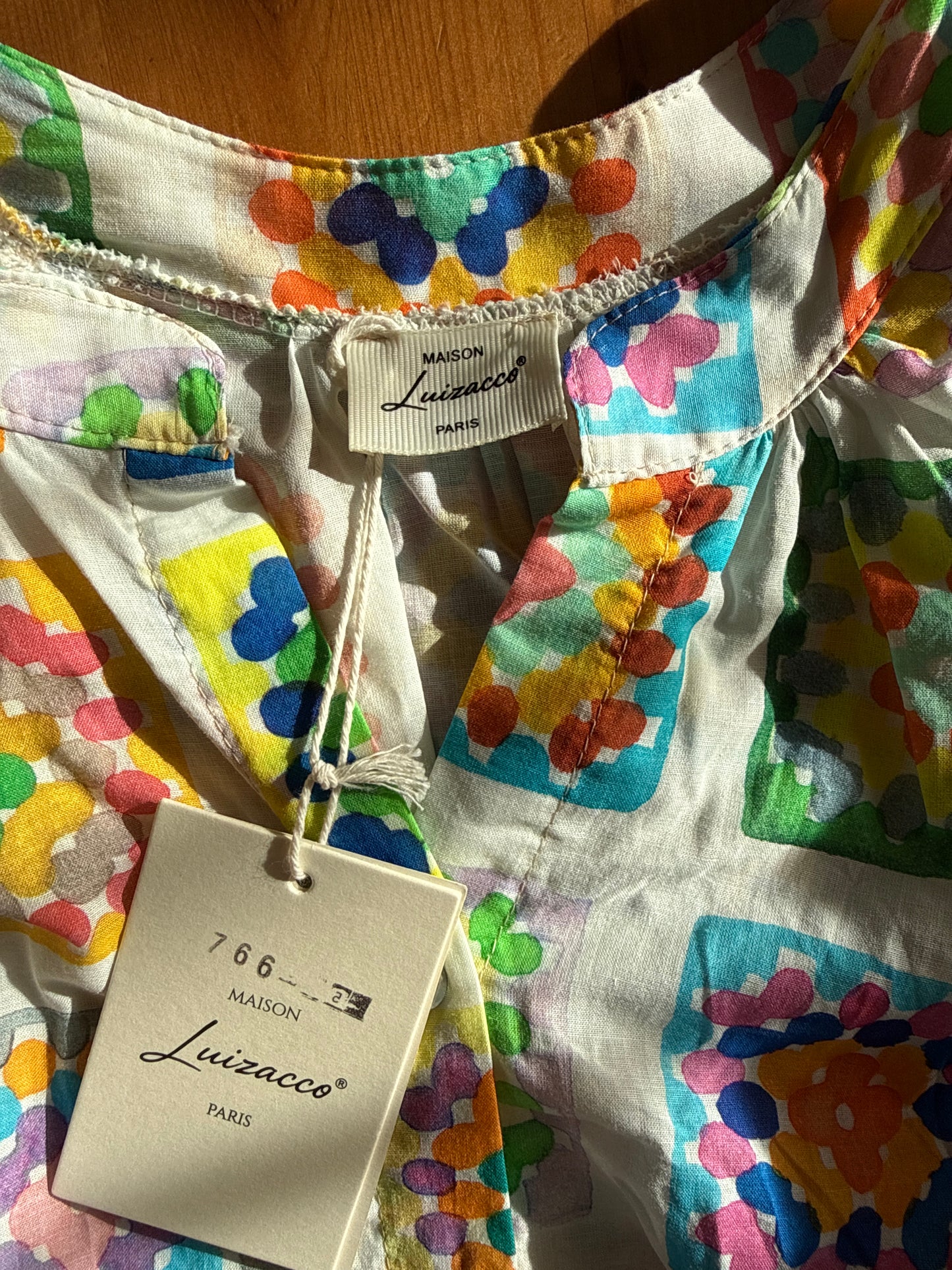 Blouse sans manches blanche et multicolore - Luizacco