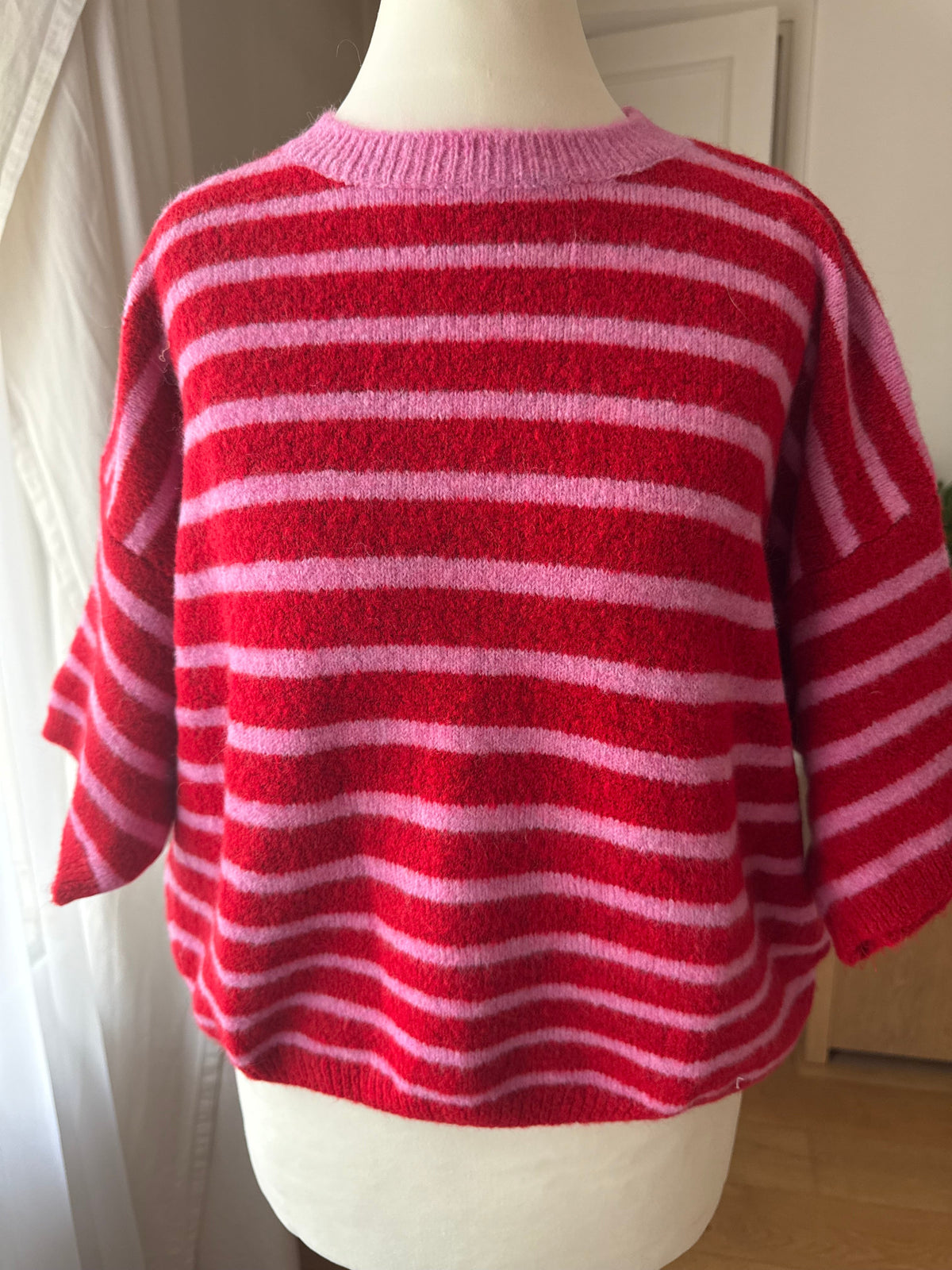 Cardigan Manches Courtes Rayé Rose et Rouge LOUNAE