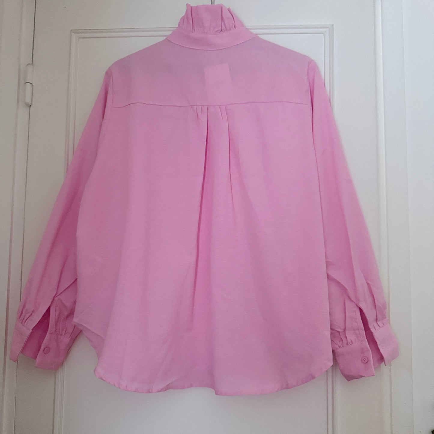 Chemise rose manches longues col à volants en coton LOUNAE