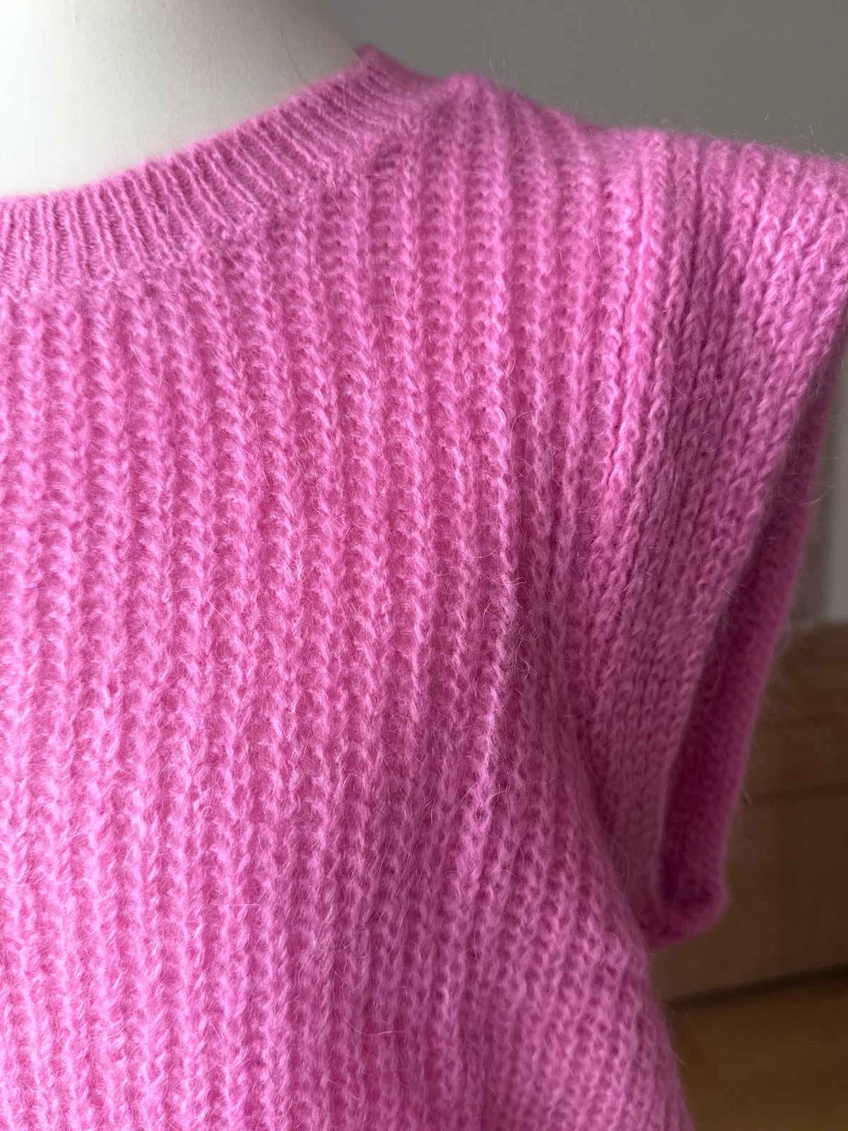 Pull Sans Manches Rose LOUNAE