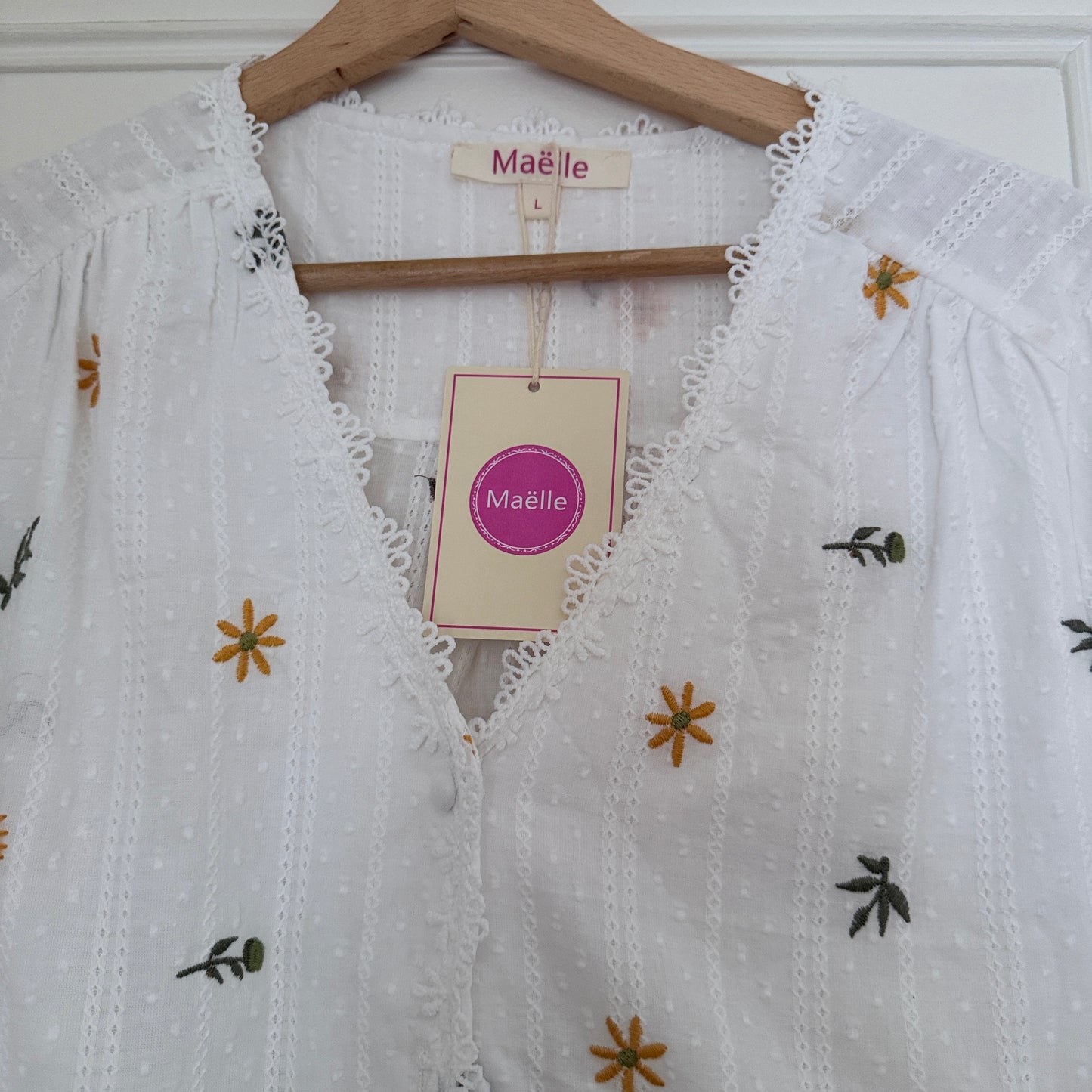 Blouse blanche broderie fleurs - Maëlle