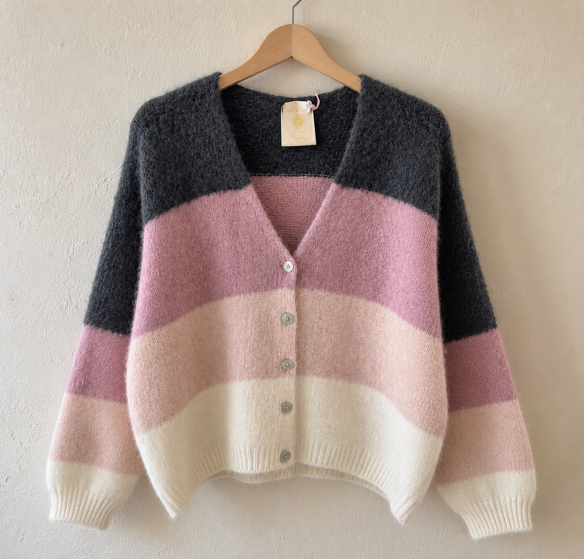 Gilet Célia oversize en maille duveteuse rose et gris LOUNAE