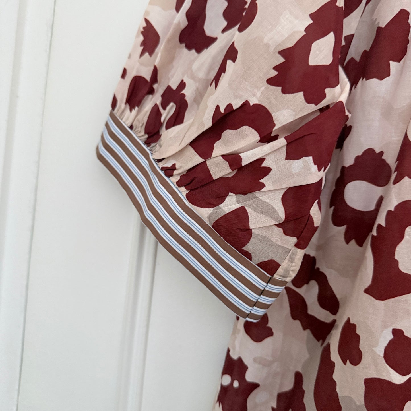 Blouse manches ballon beige et bordeaux en coton LOUNAE