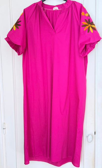 Robe longue bohème fuchsia brodée LOUNAE