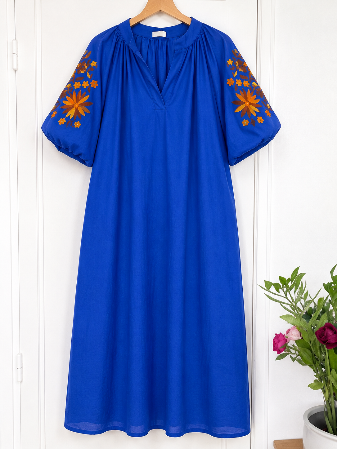 Robe longue bohème bleu roi brodée LOUNAE