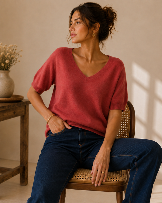 Pull terracotta col V manches courtes en maille fine LOUNAE